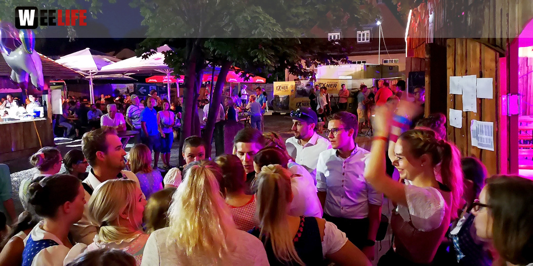Auszug der Bedienungen  Hofer Volksfest 2018