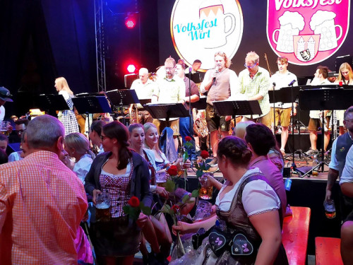 Auszug der Bedienungen  Hofer Volksfest 2018 – Foto 10