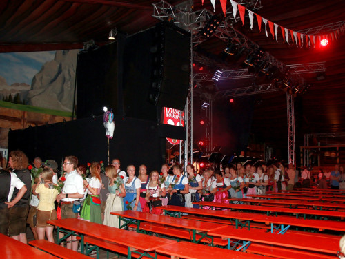 Auszug der Bedienungen  Hofer Volksfest 2018 – Foto 60