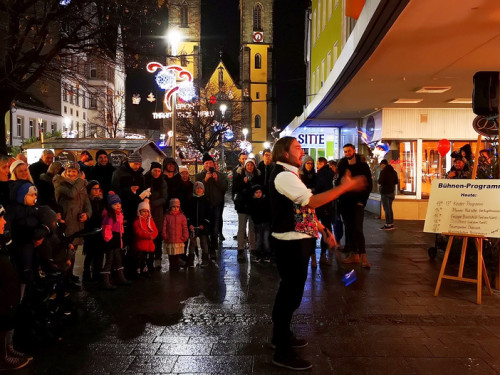 Feuerspucker Chariash Weihnachtsmarkt Hof 2.12.2018 – Foto 15