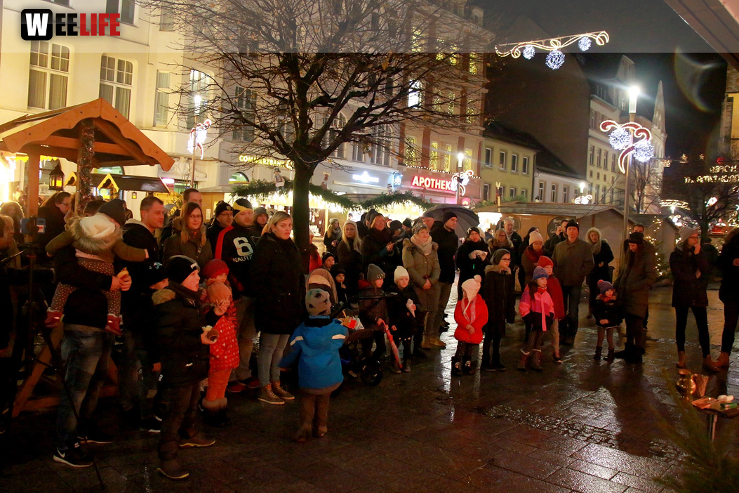 Feuerspucker Chariash Weihnachtsmarkt Hof 2.12.2018