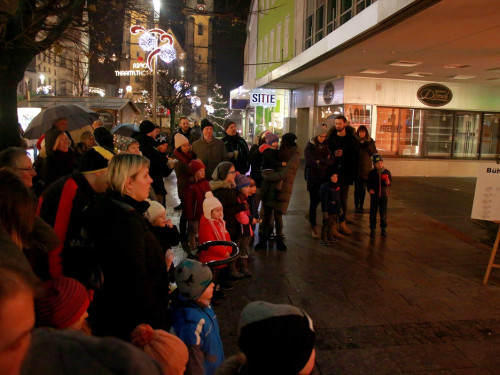 Feuerspucker Chariash Weihnachtsmarkt Hof 2.12.2018 – Foto 31
