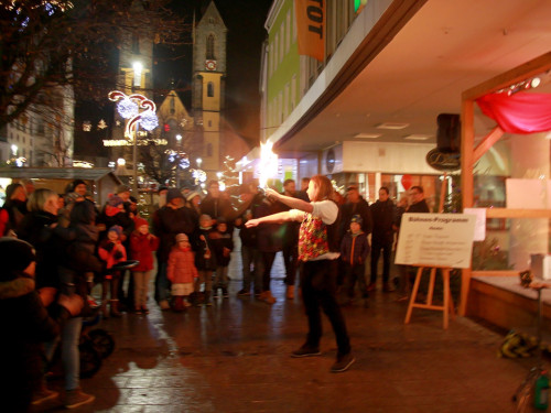 Feuerspucker Chariash Weihnachtsmarkt Hof 2.12.2018 – Foto 41