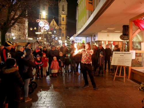 Feuerspucker Chariash Weihnachtsmarkt Hof 2.12.2018 – Foto 43