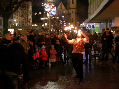 Feuerspucker Chariash Weihnachtsmarkt Hof 2.12.2018 – Foto 47