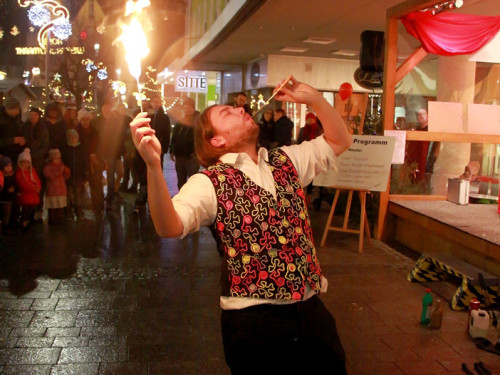 Feuerspucker Chariash Weihnachtsmarkt Hof 2.12.2018 – Foto 48