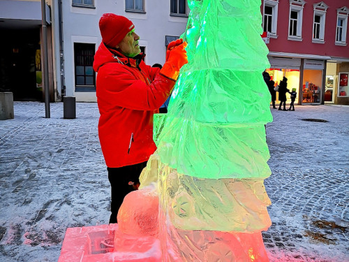 Eisschnitzer  Hofer Weihnachtsmarkt 2018 16.12.2018 – Foto 24