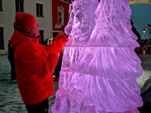 Eisschnitzer  Hofer Weihnachtsmarkt 2018 16.12.2018 – Foto 28