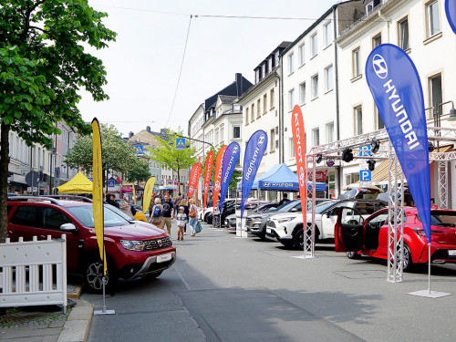 Boxenstopp Autoschau Hofer Stadt und Bürgerfest 2019  – Foto 9