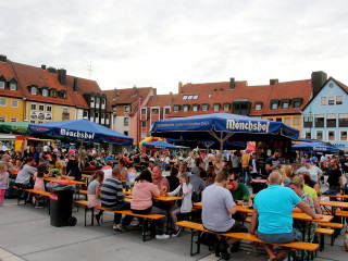 Vorschau des nächsten Fotos