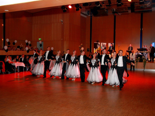 Black & White TS Swing Sommernachtsball 2019 – Foto 14