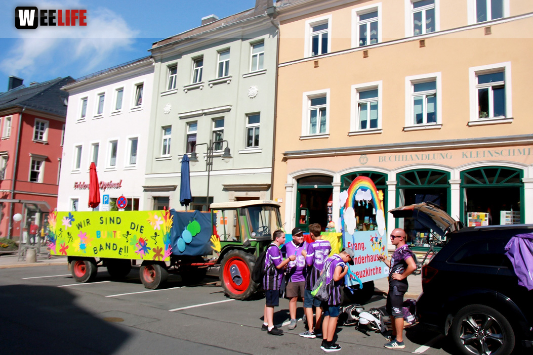 Aufstellung Volksfestumzug  Hofer Volksfest Tag 1