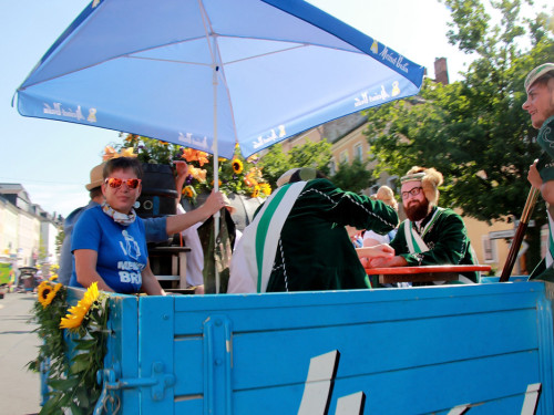 Aufstellung Volksfestumzug  Hofer Volksfest Tag 1 – Foto 25