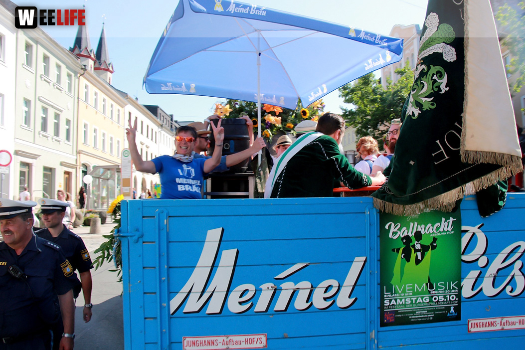 Aufstellung Volksfestumzug  Hofer Volksfest Tag 1