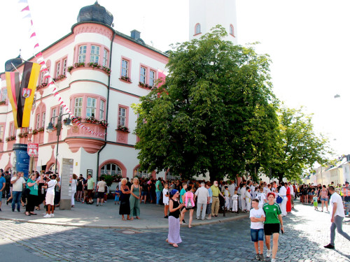 Aufstellung Volksfestumzug  Hofer Volksfest Tag 1 – Foto 30