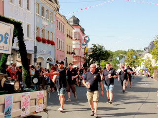 Foto 228396 im Album