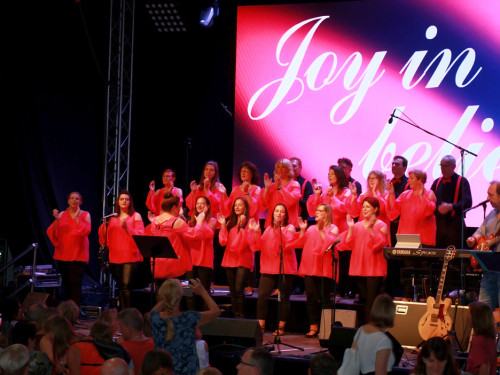 Gospelfrühschoppen mit Joy in Belief ProHof Hofer Volksfest 2019 – Foto 27