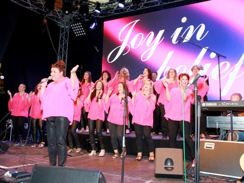 Gospelfrühschoppen mit Joy in Belief ProHof Hofer Volksfest 2019 – Foto 33