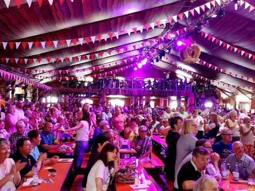 Gospelfrühschoppen mit Joy in Belief ProHof Hofer Volksfest 2019 – Foto 124