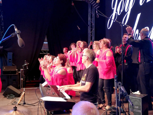 Gospelfrühschoppen mit Joy in Belief ProHof Hofer Volksfest 2019 – Foto 129
