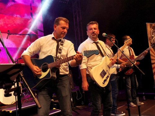 Gery & the Johnboys  Tag der Generationen Hofer Volksfest Tag 4 – Foto 50