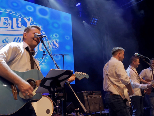 Gery & the Johnboys  Tag der Generationen Hofer Volksfest Tag 4 – Foto 68