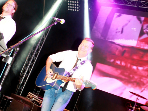 Gery & the Johnboys  Tag der Generationen Hofer Volksfest Tag 4 – Foto 71
