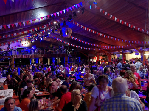 Gery & the Johnboys  Tag der Generationen Hofer Volksfest Tag 4 – Foto 76