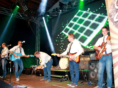Gery & the Johnboys  Tag der Generationen Hofer Volksfest Tag 4 – Foto 91