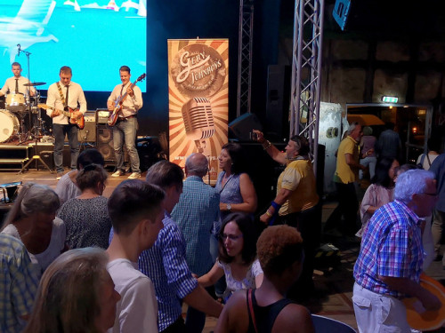 Gery & the Johnboys  Tag der Generationen Hofer Volksfest Tag 4 – Foto 100