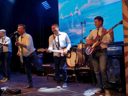 Gery & the Johnboys  Tag der Generationen Hofer Volksfest Tag 4 – Foto 102