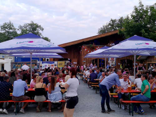 Pulp Fiction Tag der Sparkasse Hofer Volksfest Tag 5 – Foto 3