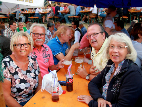 Nachmittag Tag der Betriebe Gealan Hofer Volksfest Tag 7 – Foto 15