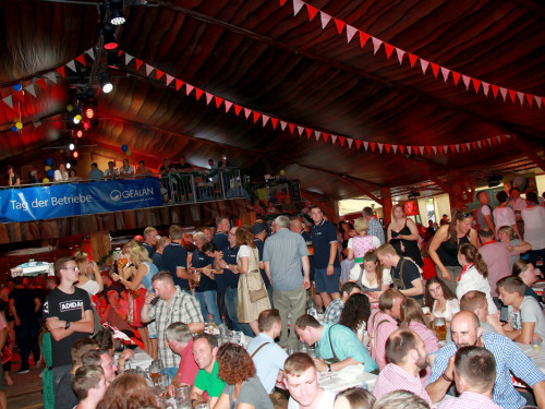 Surprise Tag der Betriebe Gealan Hofer Volksfest Tag 7 – Foto 30