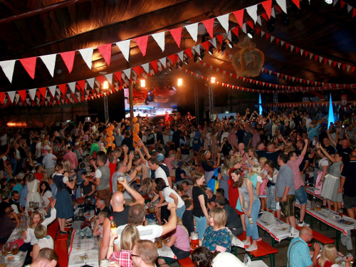 Surprise Tag der Betriebe Gealan Hofer Volksfest Tag 7 – Foto 51
