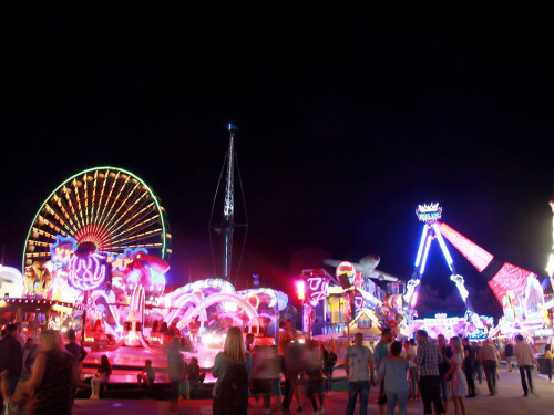 Langzeit Belichtung Hofer Volksfest 2019 – Foto 19