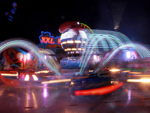 Langzeit Belichtung Hofer Volksfest 2019 – Foto 119