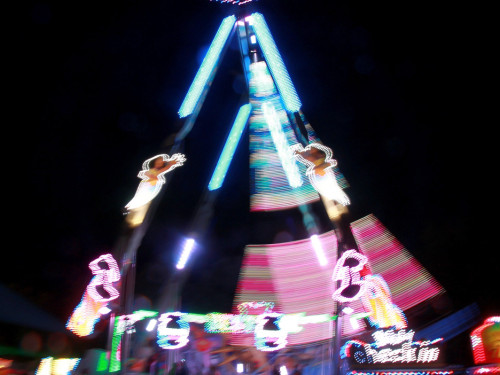 Langzeit Belichtung Hofer Volksfest 2019 – Foto 133