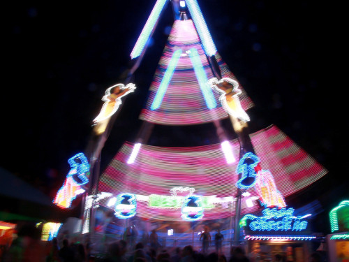 Langzeit Belichtung Hofer Volksfest 2019 – Foto 135