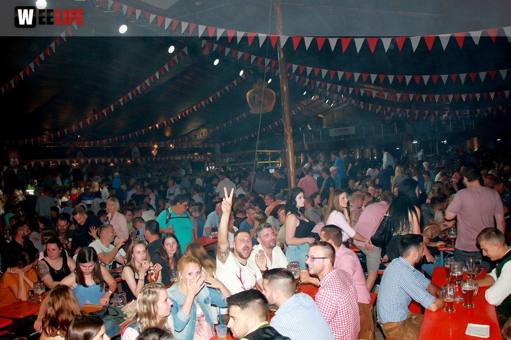 Aischzeit Lipperts Getränkevielfalt Tag 9 Hofer Volksfest Tag 9