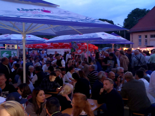 Aischzeit Lipperts Getränkevielfalt Tag 9 Hofer Volksfest Tag 9 – Foto 19