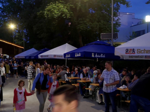 Aischzeit Lipperts Getränkevielfalt Tag 9 Hofer Volksfest Tag 9 – Foto 21