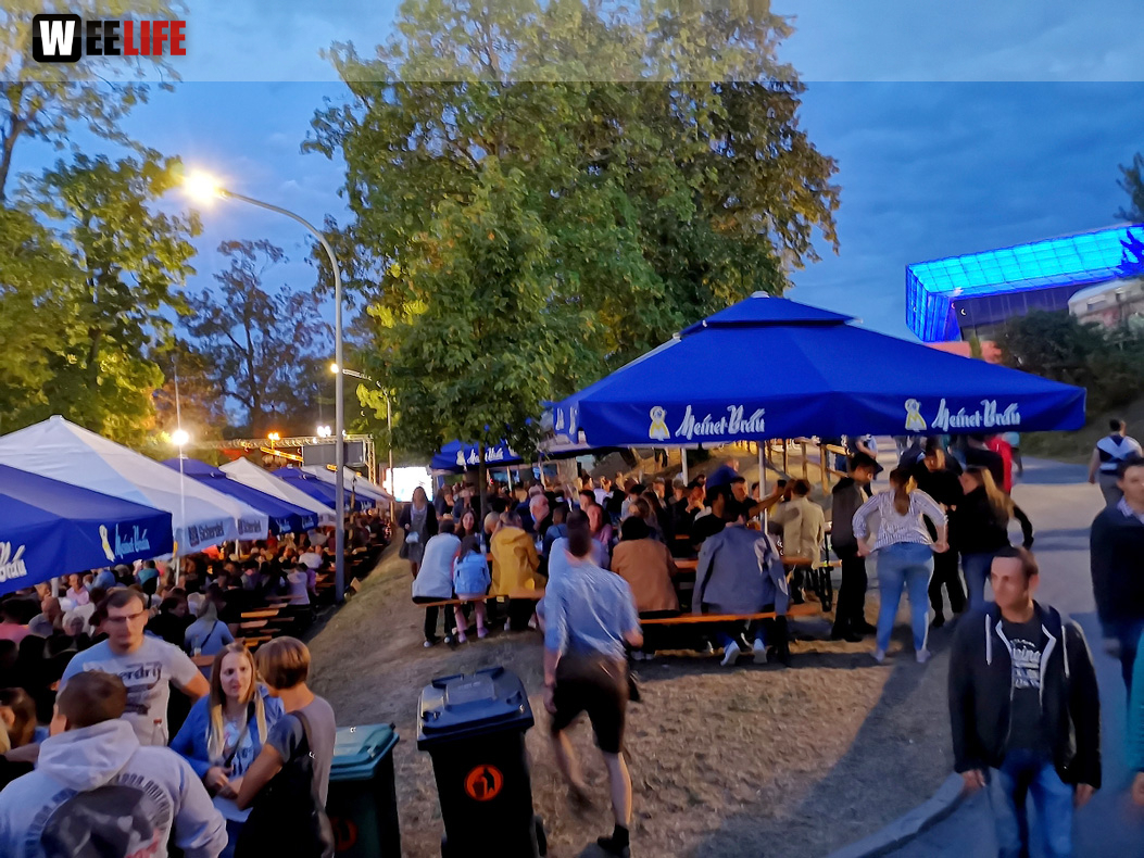 Aischzeit Lipperts Getränkevielfalt Tag 9 Hofer Volksfest Tag 9
