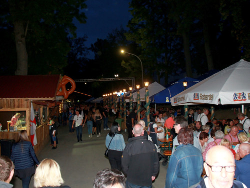 Aischzeit Lipperts Getränkevielfalt Tag 9 Hofer Volksfest Tag 9 – Foto 29
