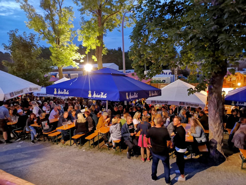 Aischzeit Lipperts Getränkevielfalt Tag 9 Hofer Volksfest Tag 9 – Foto 30