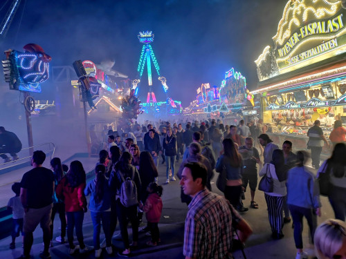 Aischzeit Lipperts Getränkevielfalt Tag 9 Hofer Volksfest Tag 9 – Foto 32