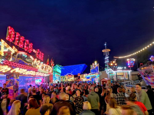 Aischzeit Lipperts Getränkevielfalt Tag 9 Hofer Volksfest Tag 9 – Foto 39