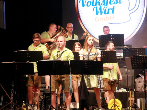 Stadtkapelle Teuschnitz Tag 10 Hofer Volksfest Hofer Volksfest 2019 – Foto 6
