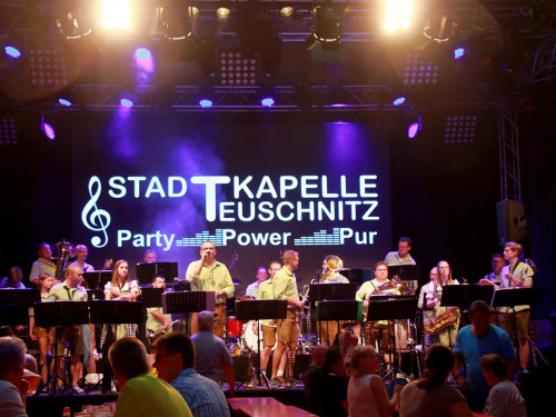 Stadtkapelle Teuschnitz Tag 10 Hofer Volksfest Hofer Volksfest 2019 – Foto 68