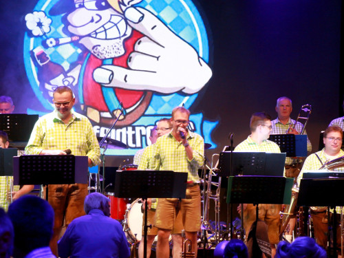 Stadtkapelle Teuschnitz Tag 10 Hofer Volksfest Hofer Volksfest 2019 – Foto 70